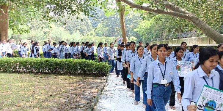 tata steel zoological park : टाटा स्टील जूलॉजिकल पार्क में मनाया गया अंतरराष्ट्रीय गिद्ध जागरूकता दिवस, गिद्धों को बचाने के लिए किया गया युवाओं को जागरूक