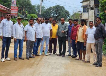 jamshedpur mla mangal kalindi-जुगसलाई विधायक मंगल कालिंदी ने खासमहल से गोविंदपुर तक हो रहे सड़क निर्माण का किया निरीक्षण