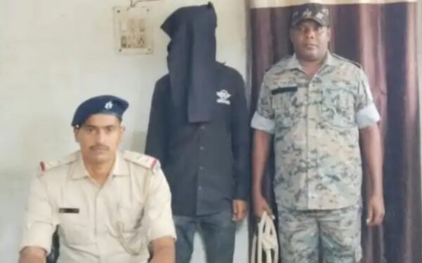 Jamshedpur border area police action : कपाली में एनडीपीएस एक्ट का फरार आरोपी गिरफ्तार, भेजा गया जेल