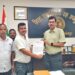 Jamshedpur rural gram pradhan met dc : 14 मौजा ग्राम प्रधान के प्रतिनिधिमंडल मिले उपायुक्त से, फर्जी ग्राम प्रधान पर कानूनी कार्रवाई की मांग Jamshedpur rural gram pradhan met dc : 14 मौजा ग्राम प्रधान के प्रतिनिधिमंडल मिले उपायुक्त से, फर्जी ग्राम प्रधान पर कानूनी कार्रवाई की मांग