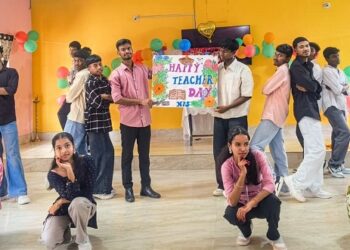 Xavier public school dorkasai : जेवियर पब्लिक स्कूल डोरकासाई में शिक्षक दिवस समारोह का भव्य आयोजन, रंगारंग प्रस्तुतियों ने मोहा मन
