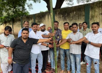Jamshedpur bhumi pujan : भालूबासा में दुर्गा पूजा पंडाल निर्माण के लिए हुआ भूमि पूजन, बनेगा भव्य पंडाल Jamshedpur bhumi pujan : भालूबासा में दुर्गा पूजा पंडाल निर्माण के लिए हुआ भूमि पूजन, बनेगा भव्य पंडाल