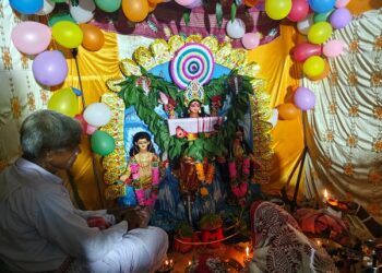 Jamshedpur rural maa mansa puja : चाकुलिया के घाघरा में श्रद्धा से पूजी गई मां मनसा, प्रसाद वितरण में जुटे ग्रामीण