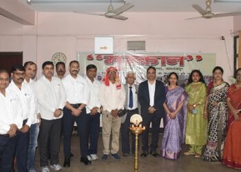 Jamshedpur ngo muskan : संस्था मुस्कान ने आत्महत्या निषेध दिवस पर 24 घंटे हेल्पलाइन नम्बर किया जारी, टाटा मोटर्स के प्लांट हेड अनुराग छारिया ने कहा दिक्कत हो तो संस्था मुस्कान से संपर्क कर तनाव से छुटकारा पाए
